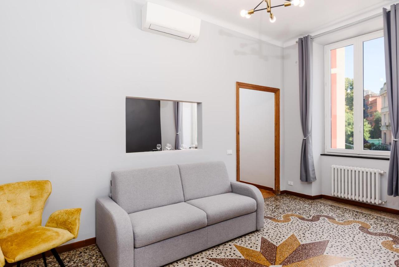 Esclusivo 130 Mq + Terrazzo Via San Vincenzo Apartment Genoa Ngoại thất bức ảnh