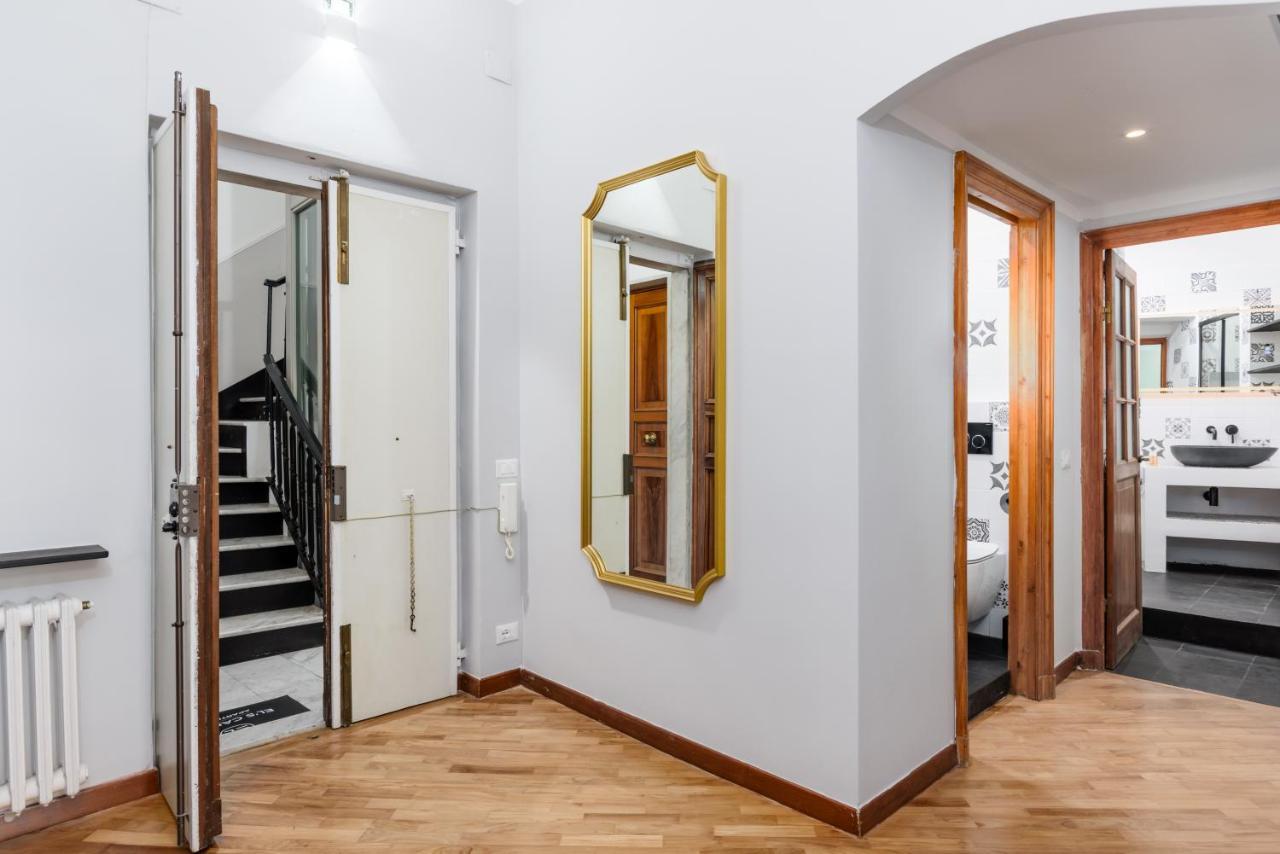 Esclusivo 130 Mq + Terrazzo Via San Vincenzo Apartment Genoa Ngoại thất bức ảnh